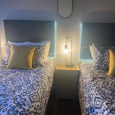 Hastings Apartments Extra Large Self Catering Apt Tourism Certified Free Parking Wifi 贝尔法斯特 外观 照片